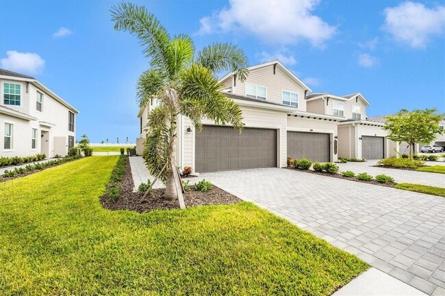 Building Photo - 12620 Radiance Ct