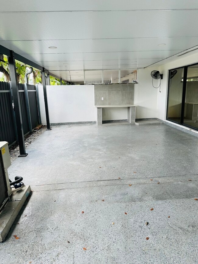 Building Photo - 14050 SW 55th St