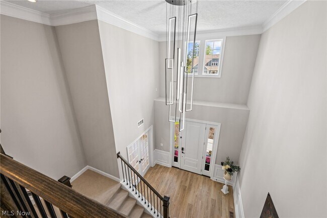 Building Photo - 233 Lake Balaton Dr