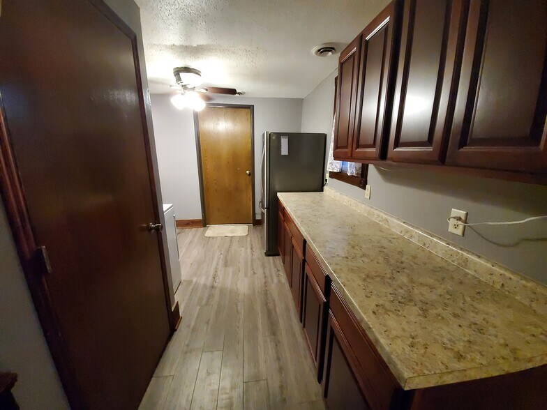 Building Photo - 104 NW 2nd St