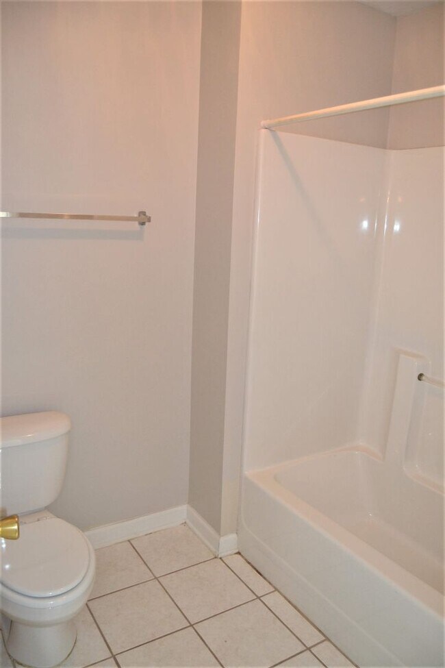 Building Photo - 351 Barnsley Dr
