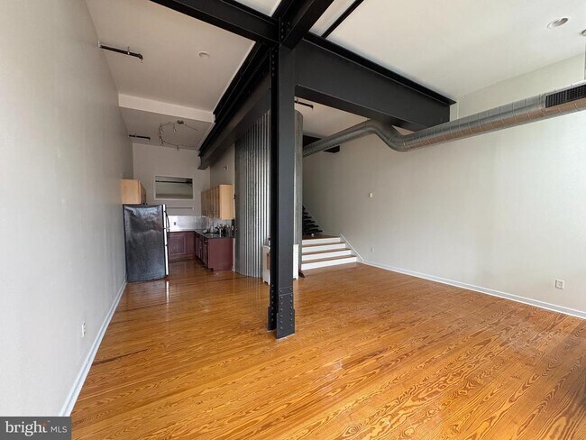 Building Photo - 1222 S Broad St