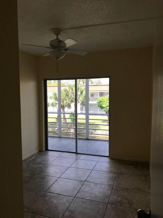 Building Photo - 6289 Lear Dr