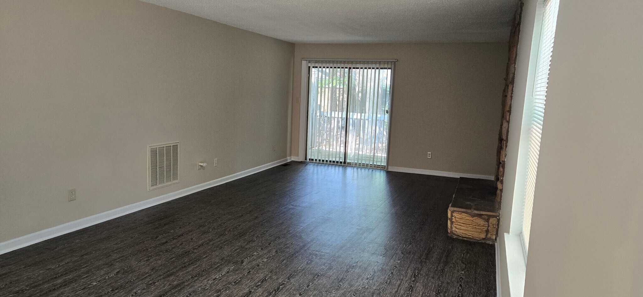 Building Photo - 4901 Walingford Dr