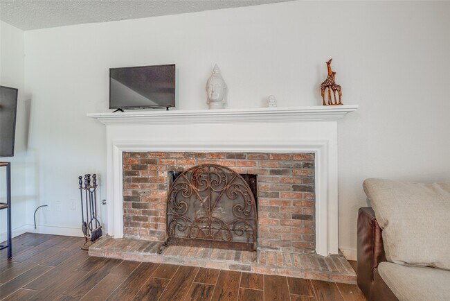 Building Photo - 11407 Rocky Mill Dr
