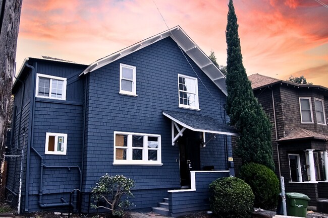 Primary Photo - 2310 Haste St