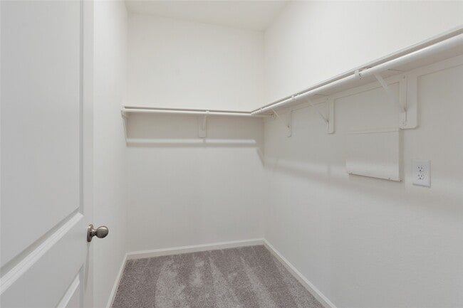 Building Photo - 25344 Brushby Crk Dr