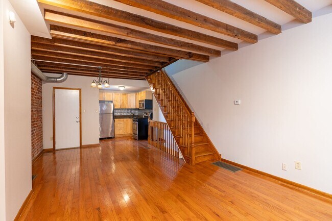 Building Photo - 2820 S Smedley St