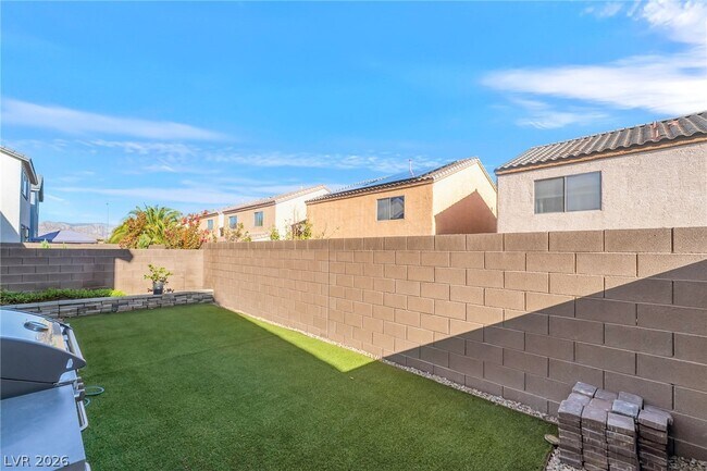 Building Photo - 9166 Oxford Blue Ave