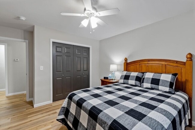 Building Photo - 308 E Broadway St