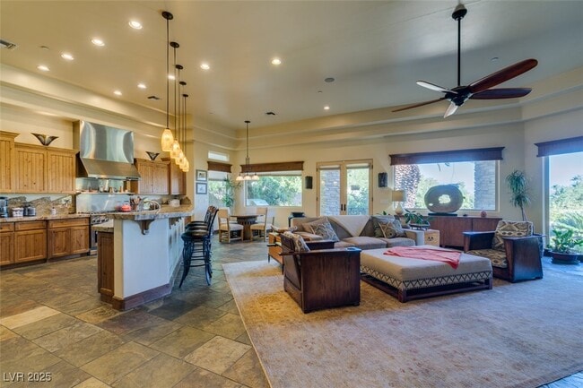 Building Photo - 549 Regents Gate Dr