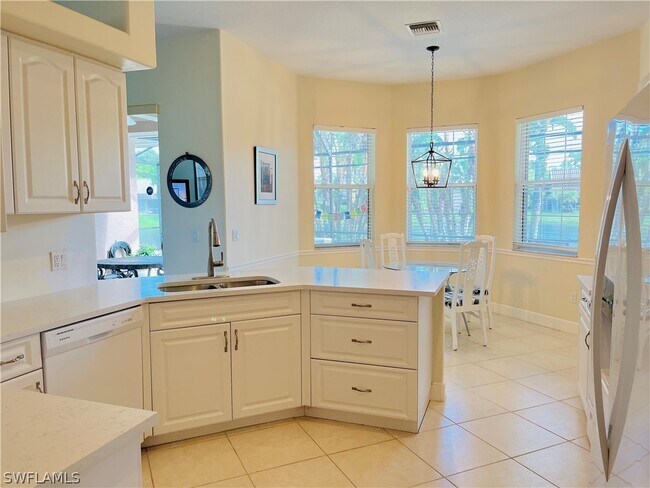 Building Photo - 5235 Malvern Ct