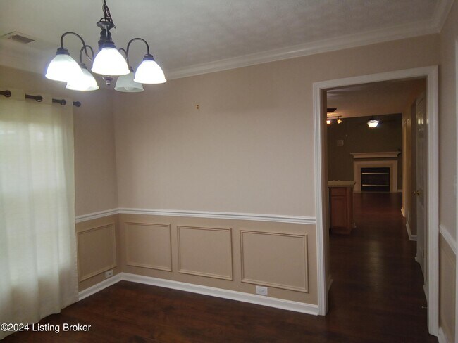 Building Photo - 10143 Spring Gate Dr