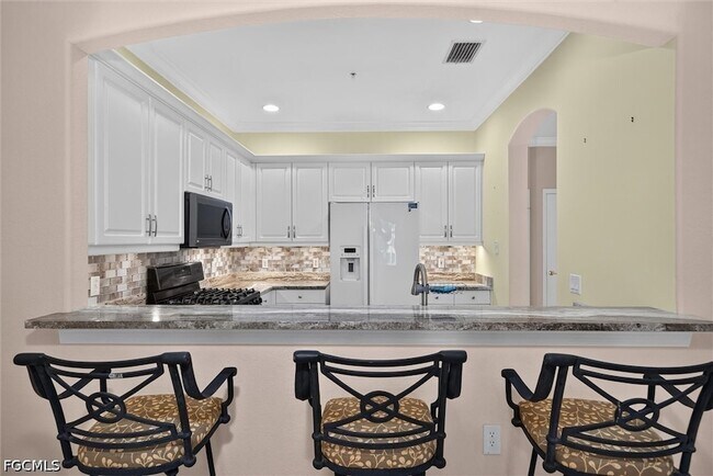 Building Photo - 3241 Cottonwood Bend