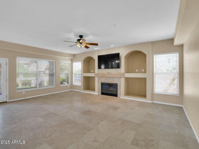 Building Photo - 11239 E Oberlin Way