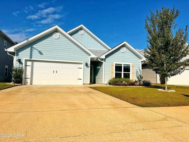 Primary Photo - 529 Cove Villa St