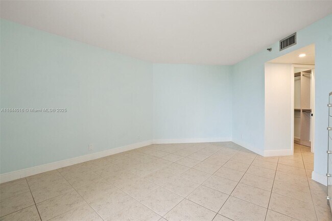 Building Photo - 300 Three Islands Boulevard