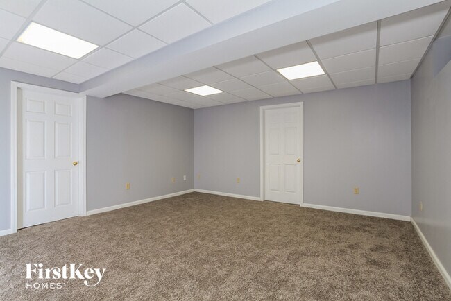 Building Photo - 546 Delaware Crossing