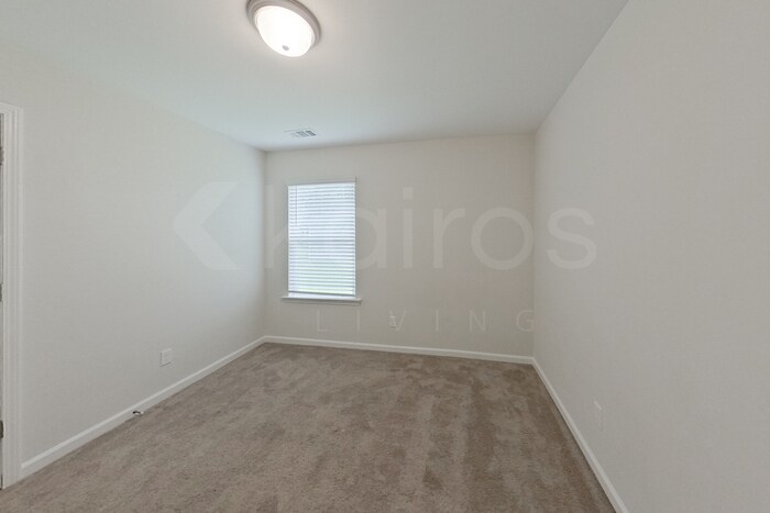 Building Photo - 106 Bluff Rd