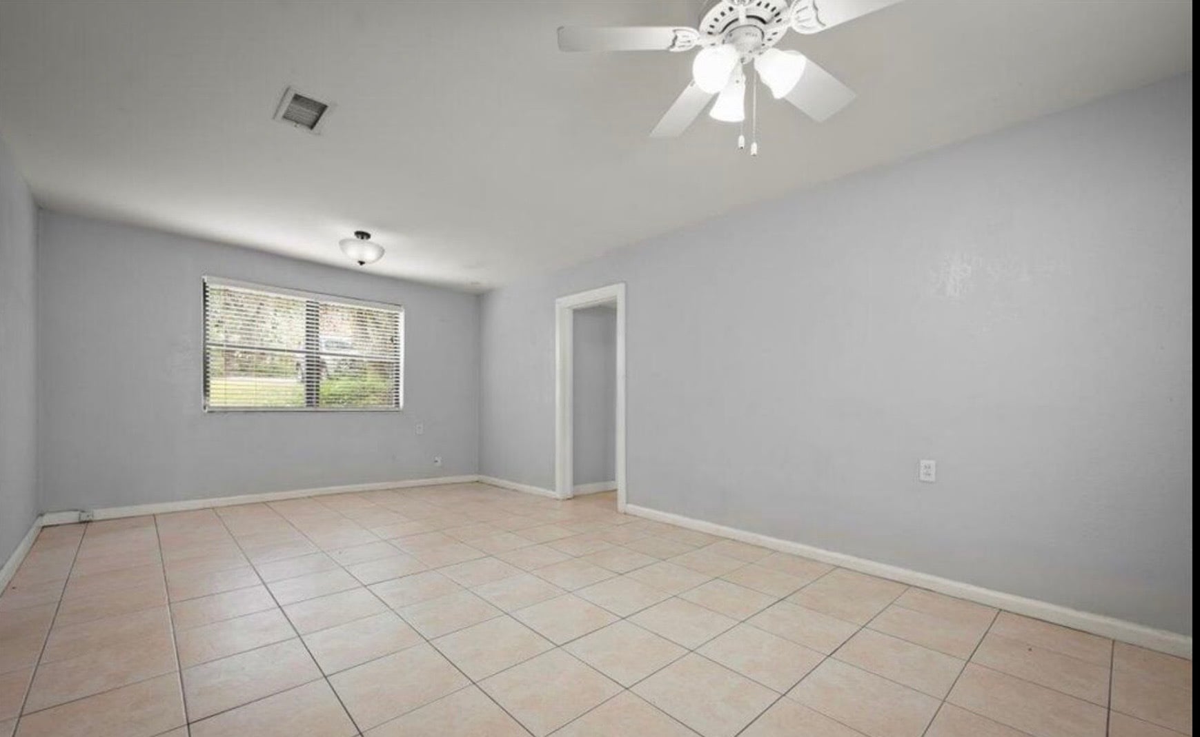 Building Photo - 1277 Mayfair Rd