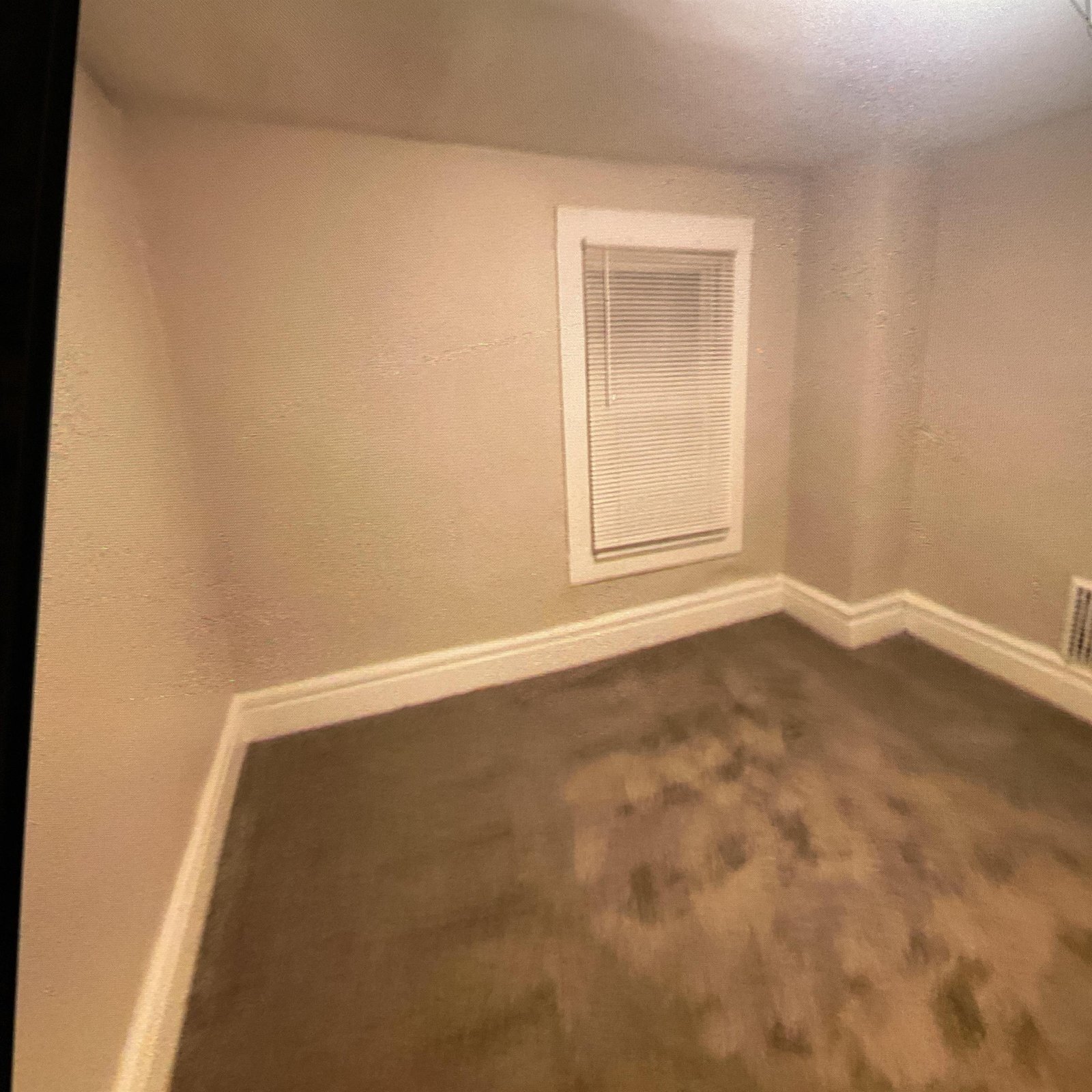 Building Photo - 460 Evers Ave