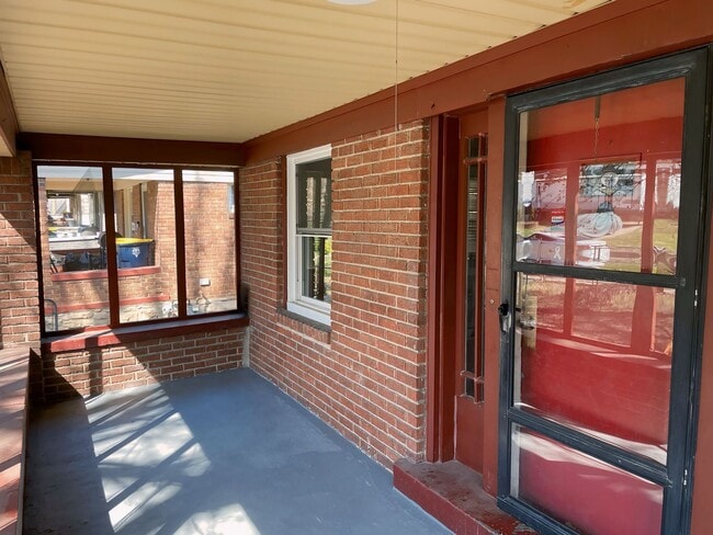 Building Photo - 5817 Highland Ave