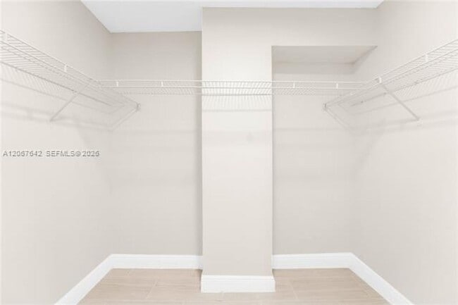 Building Photo - 290 174th St