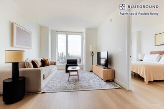 Building Photo - 1-15 57th Avenue-SI FL5-ID2022