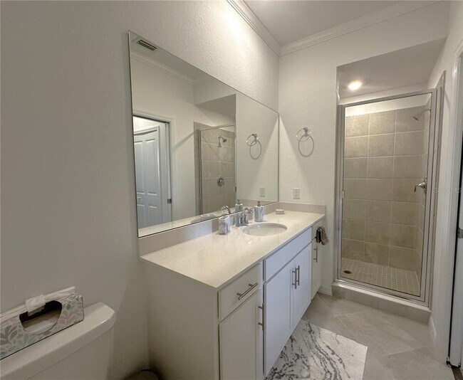 Building Photo - 14211 Heritage Landing Blvd