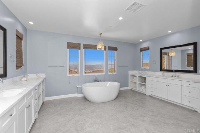 Building Photo - 1048 Quartz St