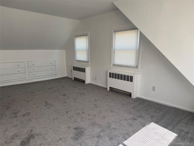 Building Photo - 27 Gleaner Ln