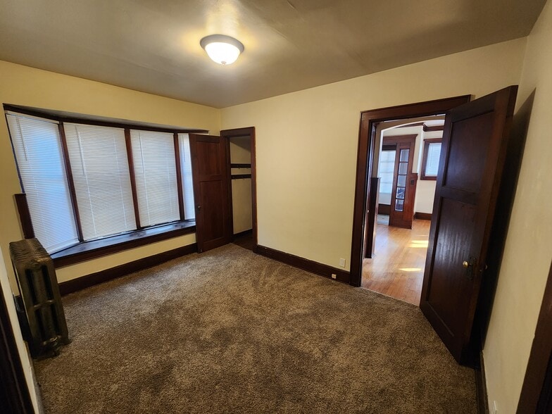Large bedroom 2 (Empty) - 2107 N 51st St