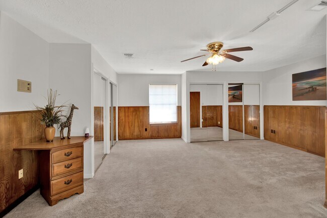 Building Photo - 5703 Havenwoods Dr