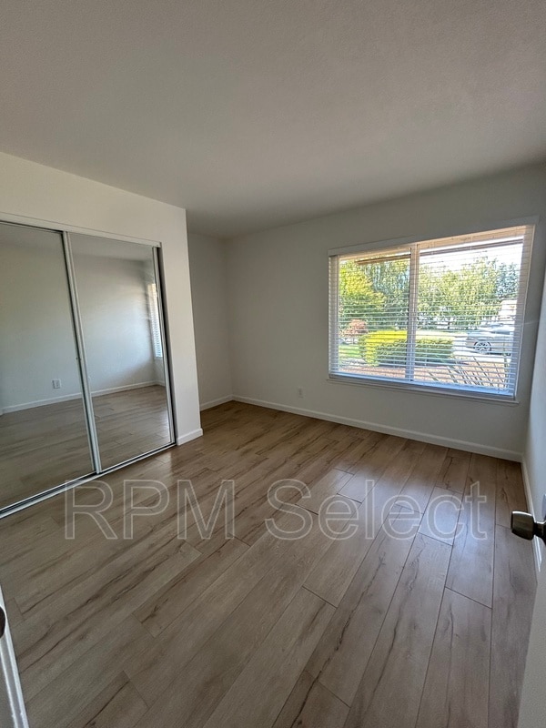 Building Photo - 855 Gaylene Ct