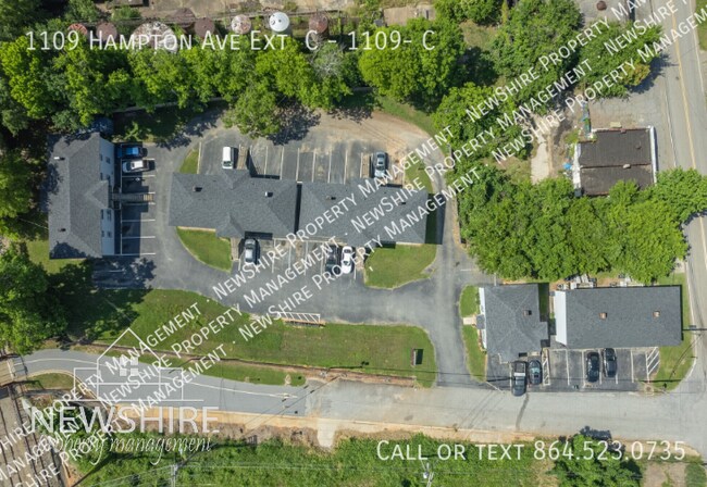 Building Photo - 1109 Hampton Ave Ext