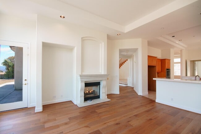 Building Photo - 26148 Legends Ct