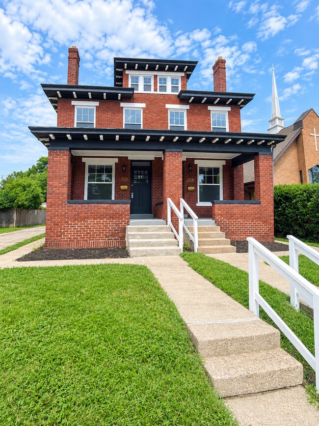 Building Photo - 1566 Clifton Ave