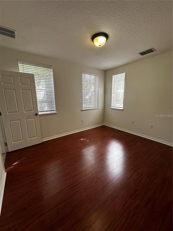 Building Photo - 1350 Chatfield Pl