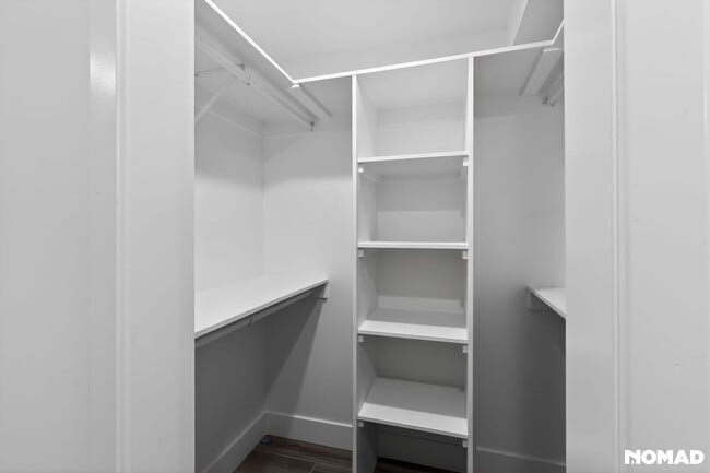 Building Photo - 912 N Clarkson St