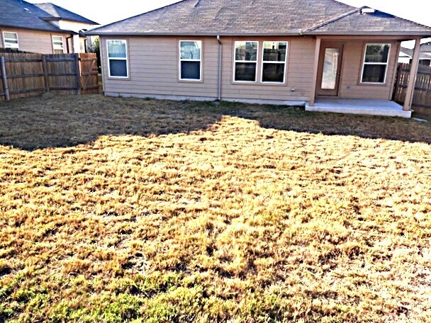 Building Photo - 135 Voyager Cv