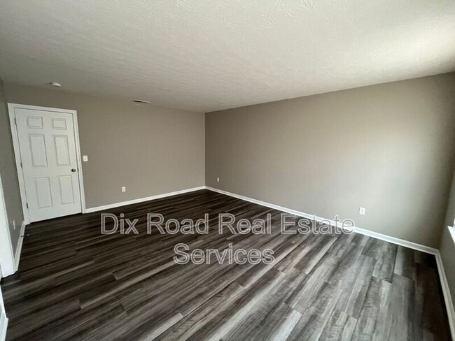 Building Photo - 403 McEwing Dr