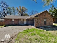 Building Photo - 747 Old Forge Rd