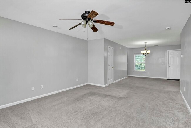 Building Photo - 141 Wigmore Ln