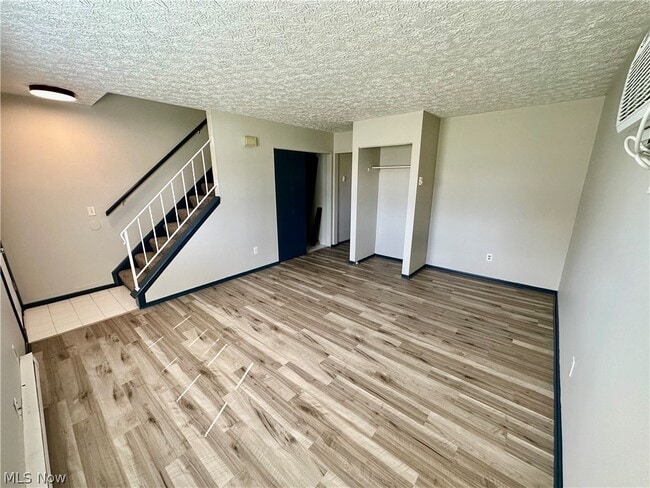 Building Photo - 233 Brunswick Dr