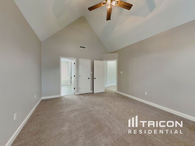 Building Photo - 4815 Elmhurst Ridge Ct