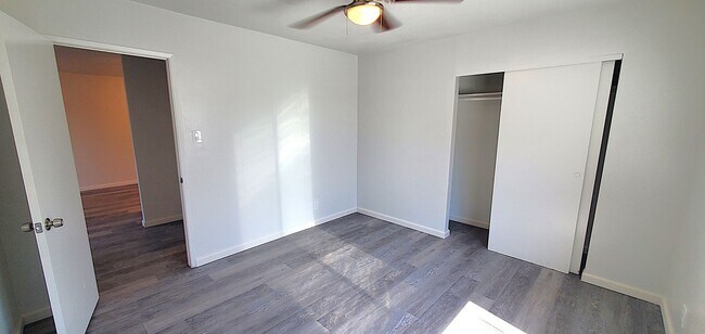 Building Photo - 510 Giles Ave