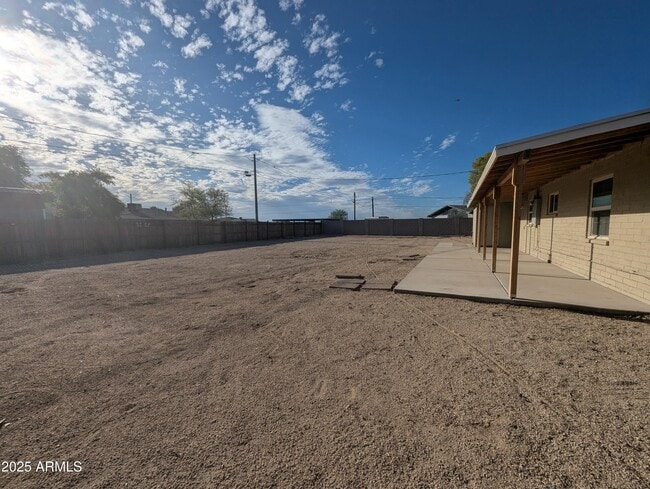 Building Photo - 1280 N Mesquite Ln