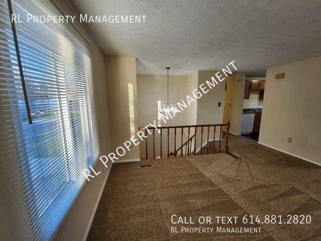 Building Photo - Spacious home in Lake Darby