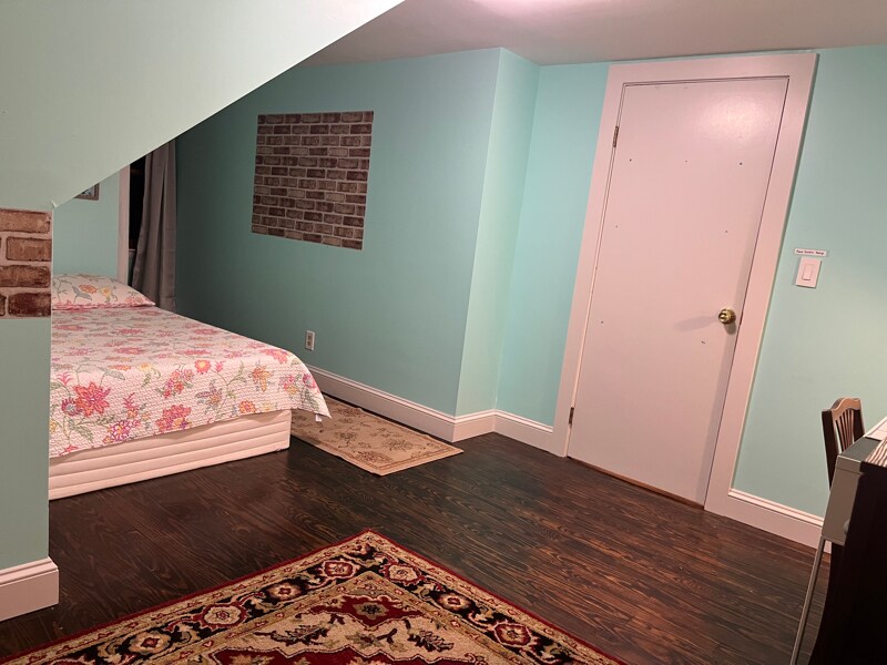 Building Photo - 1087 N Hoosac Rd