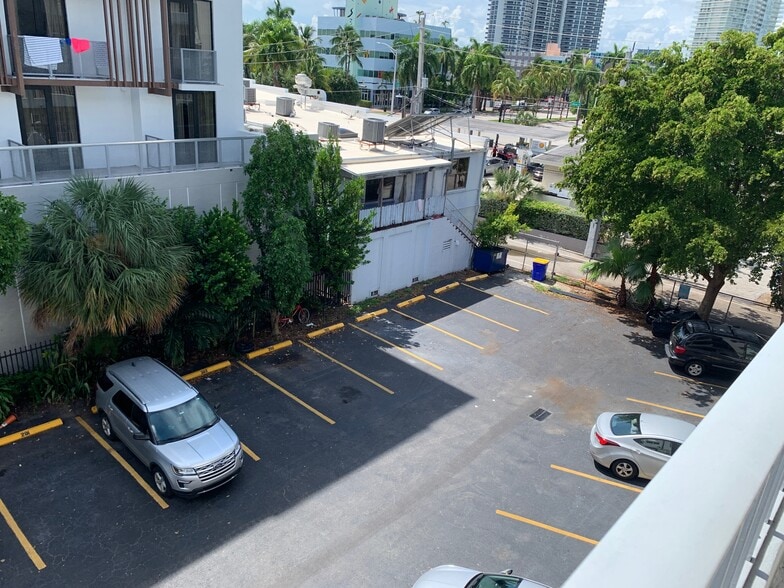 Building Photo - 528 Meridian Ave